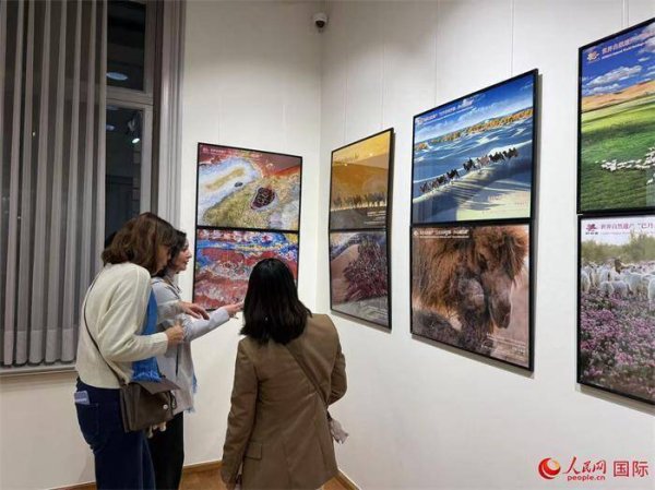 福牛财经 世界自然遗产“巴丹吉林沙漠——沙山湖泊群”推介活动走进布鲁塞尔